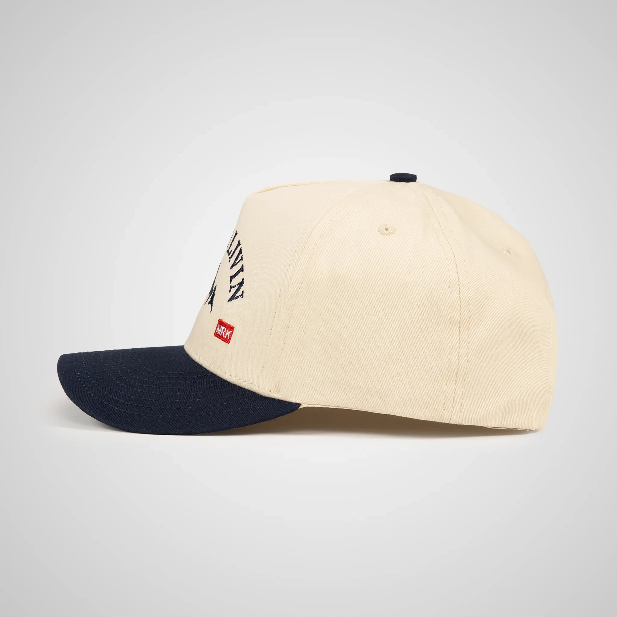 Mountain Peak Retro Hat - Beige/Navy