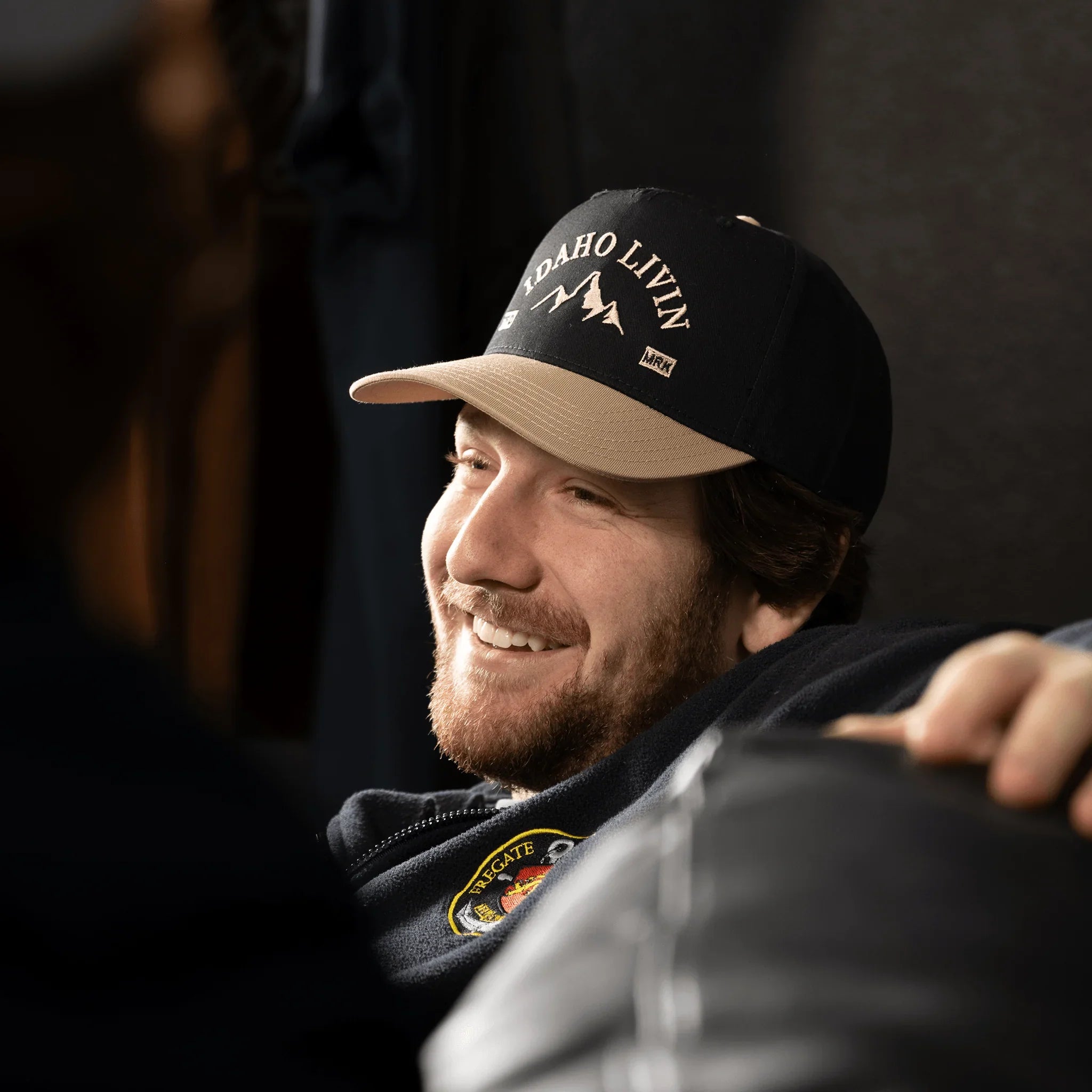 Mountain Peak Retro Hat - Black/Khaki