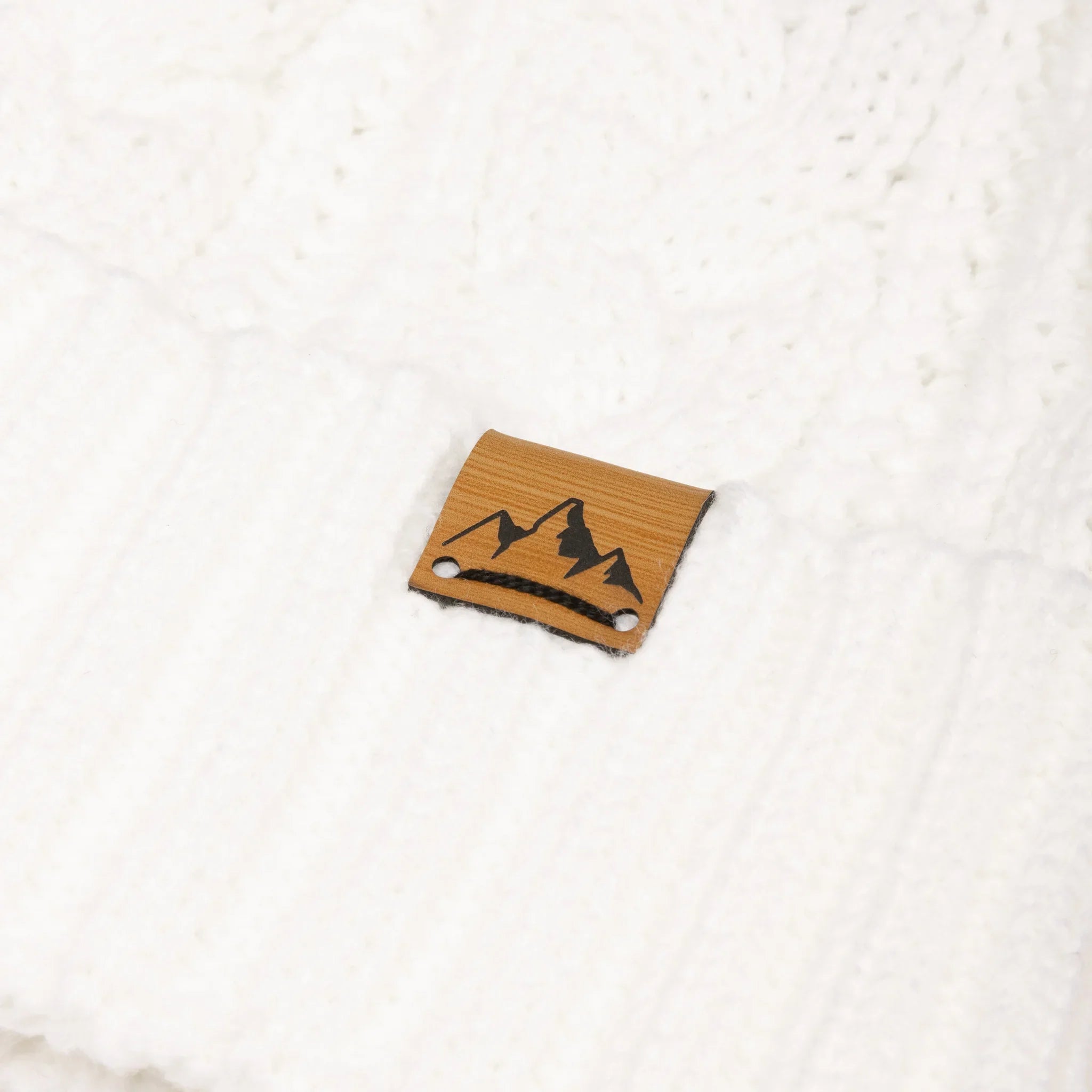 Women's Peak Pom Pom Beanie | White